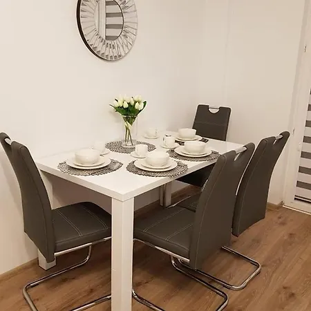 Apartament Royal Delux Downtown Srodmiescie 2 Pokoje Cracovia